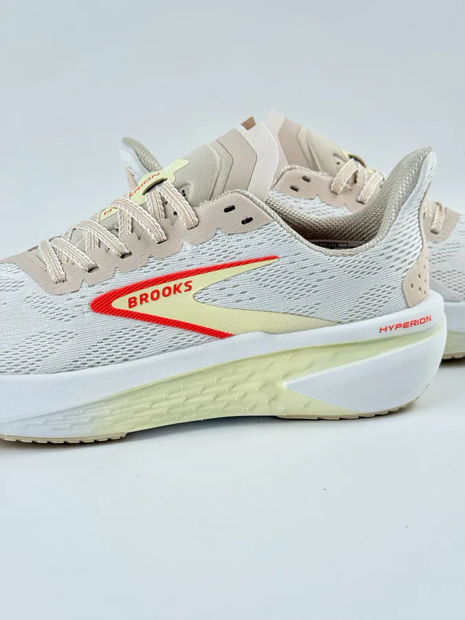 Brooks Hyperion Max 2 Leisure Running Shoes
