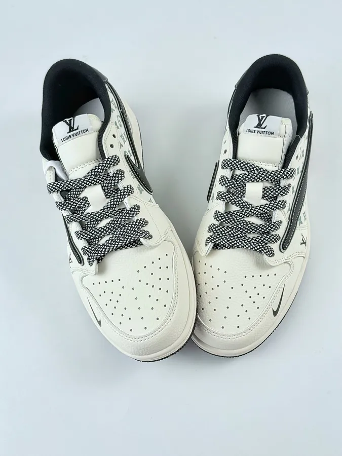 Travis Scott x Air 1 Low x Louis Vuitton Reverse White Black Monogram Star Chevron