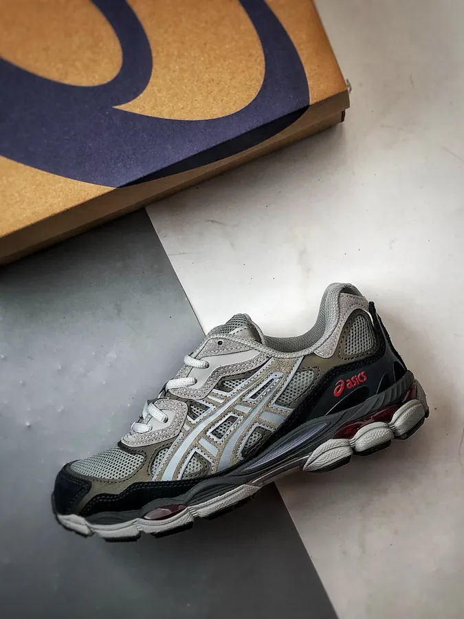 GEL C Retro Sneaker by ASI