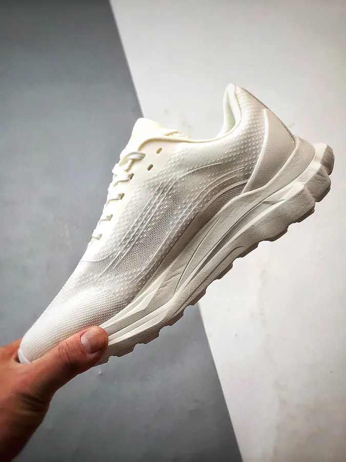 ALO Yoga Alo Runner White Running Shoes