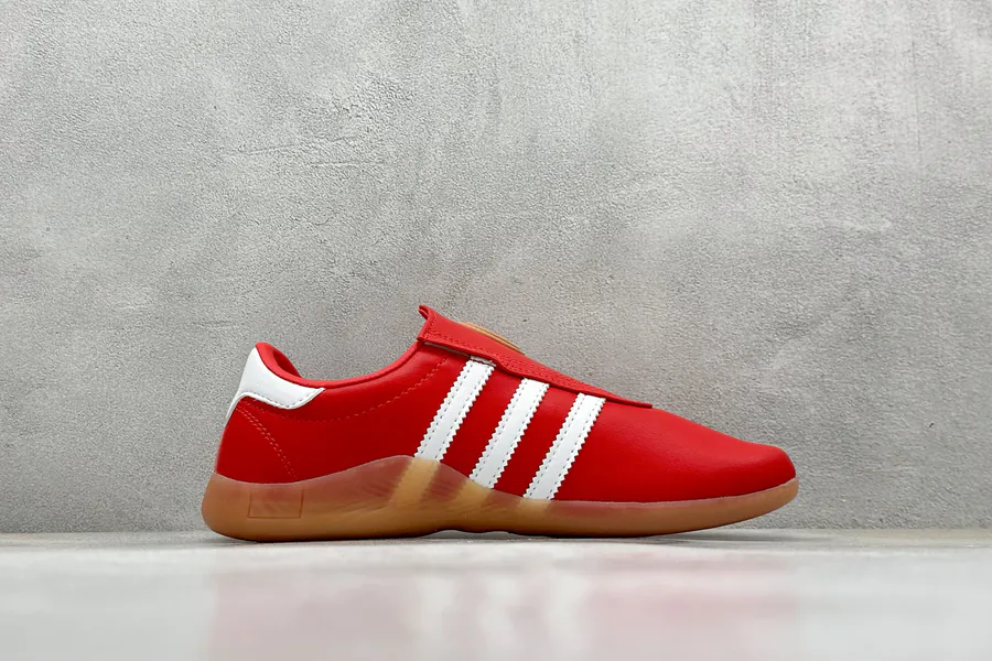 AD TaeKwonDo Mei W Off Comfortable Slip On Sneaker