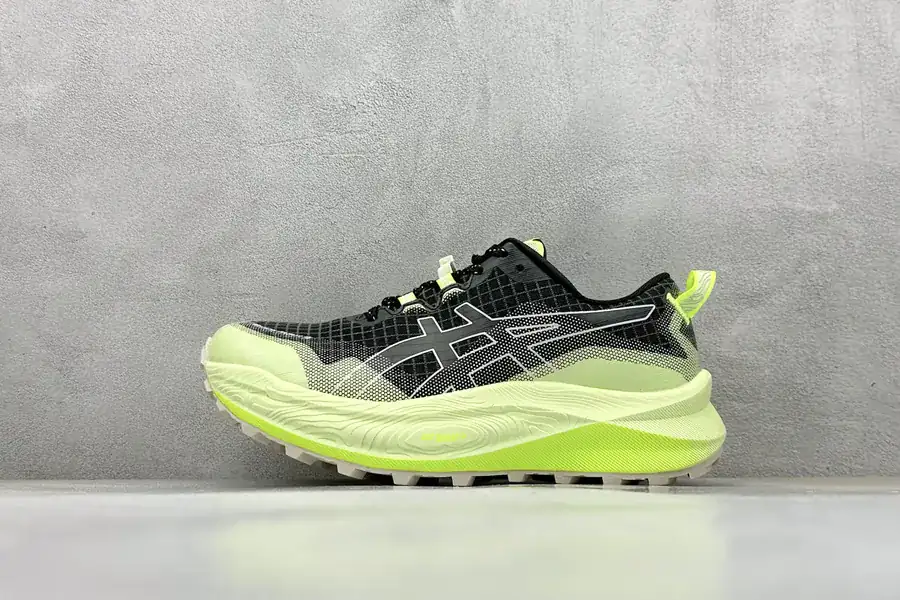 Asics Gel Trabuco Max3 Retro Style Running Shoes for Men
