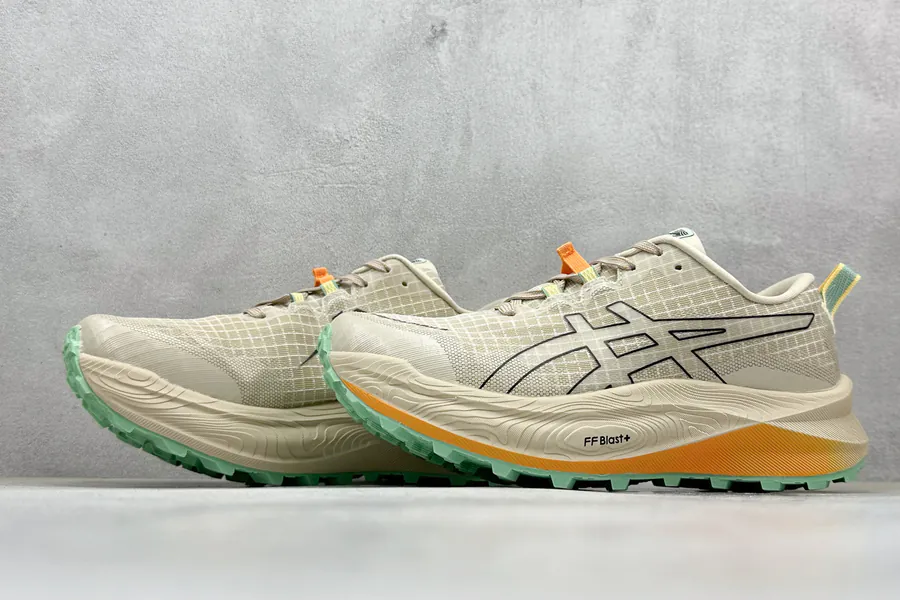 Asics Gel Trabuco Max3 Retro Style Running Shoes