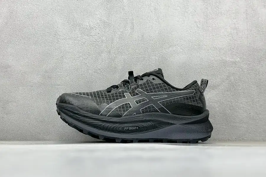 Asics Gel Trabuco Max3 Retro Style Running Shoes for Men