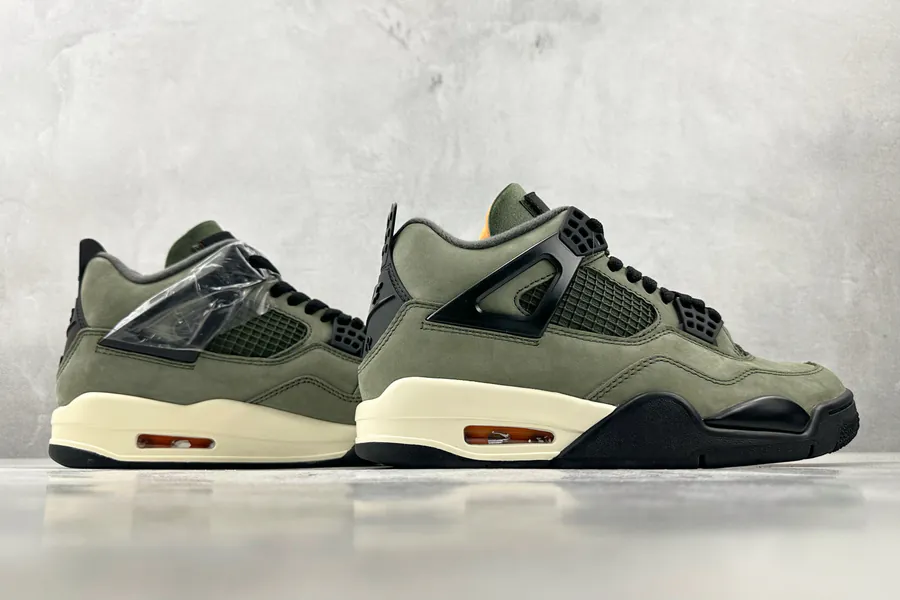 UNDEFEATED x Jordan Air Jordan 4 in Olive