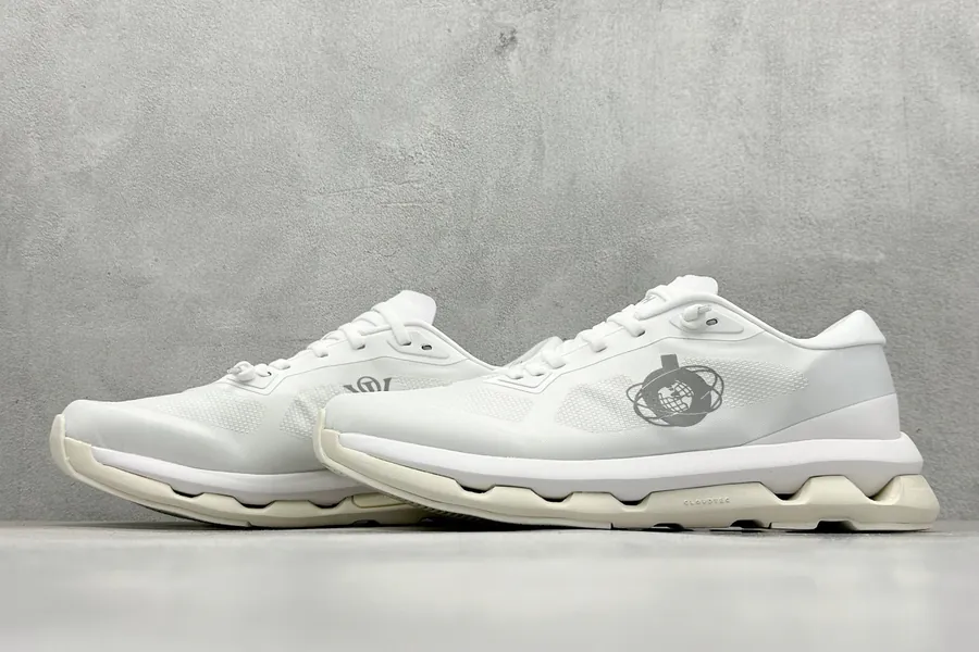 KITH x ON Cloudzone Running Shoes