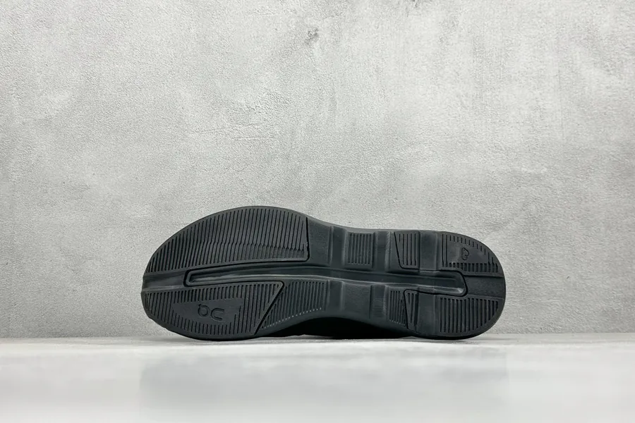 KITH x ON Cloudzone Comfortable and Versatile Low Top Running Shoes