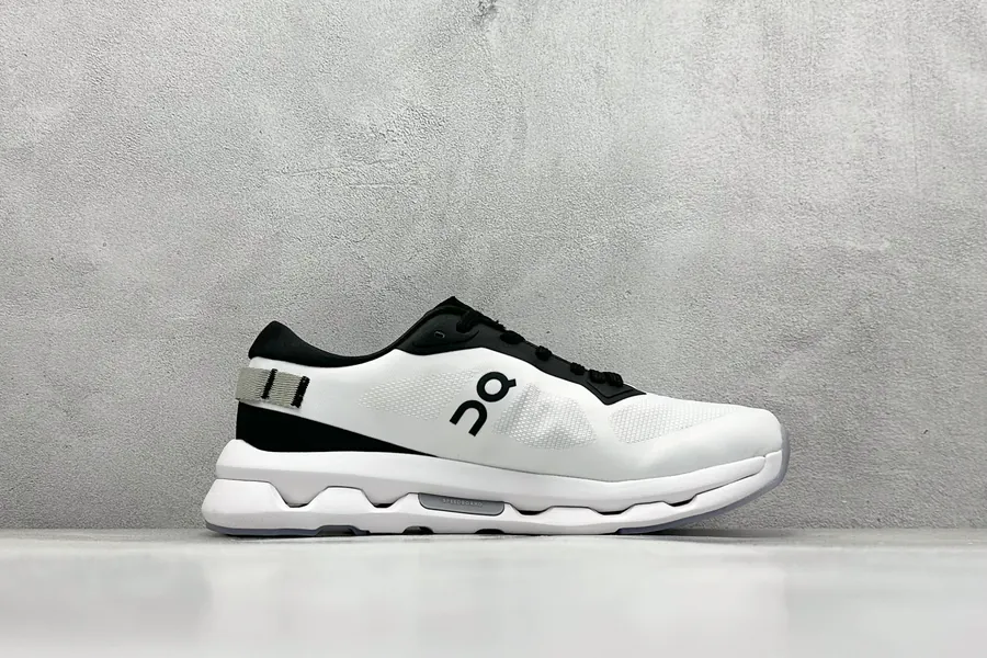 ON KITH x Cloudzone Comfortable and Versatile Low top Running Shoes