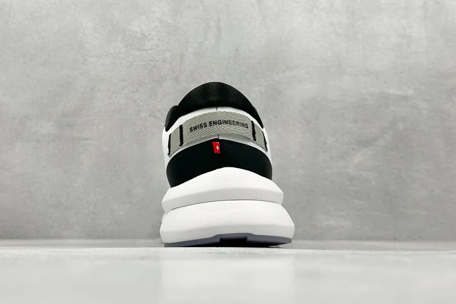 ON KITH x Cloudzone Comfortable and Versatile Low top Running Shoes