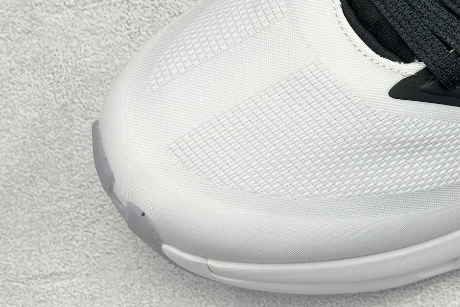 ON KITH x Cloudzone Comfortable and Versatile Low top Running Shoes