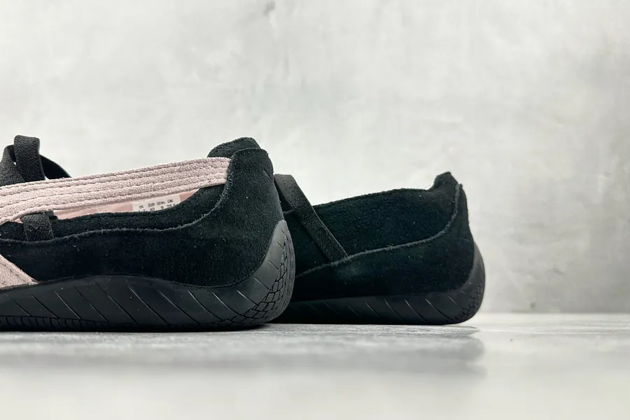 PUMA Speedcat Ballet in Black Pink