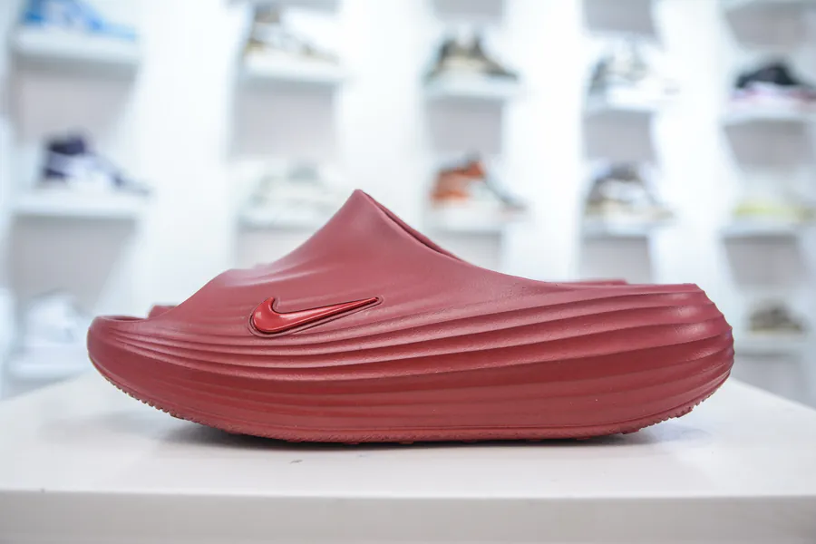 Nike ReactX REJUVEN8 Slide Simple and Comfortable Slides