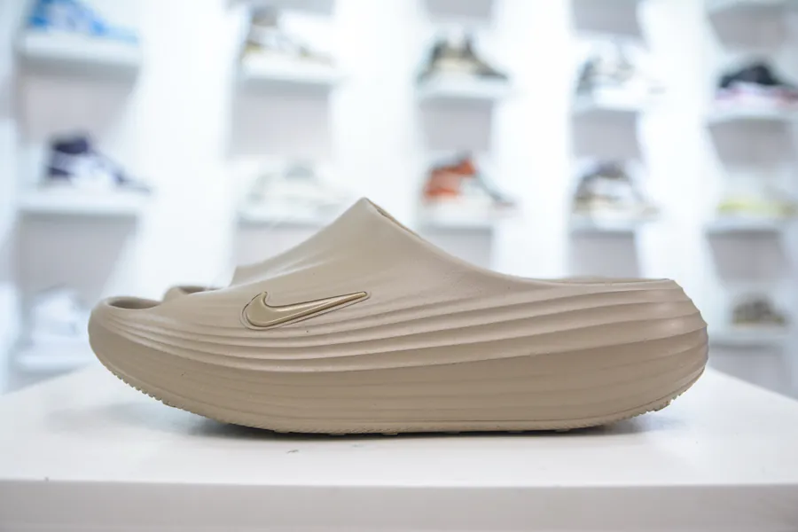 Nike ReactX REJUVEN8 Slide Simple and Comfortable Slides