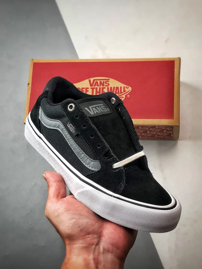 Vans Old Skool Faulkner Black and Gray