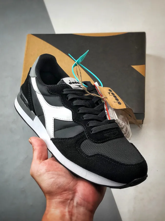 Diadora Camaro Vintage Sporty Sneakers