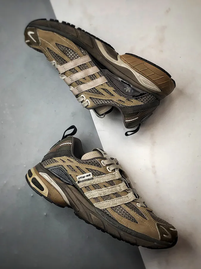 AD Originals Adistar Cushion Brown