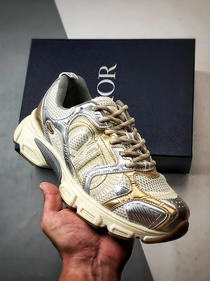 DIO Cono Series Gold Sneaker