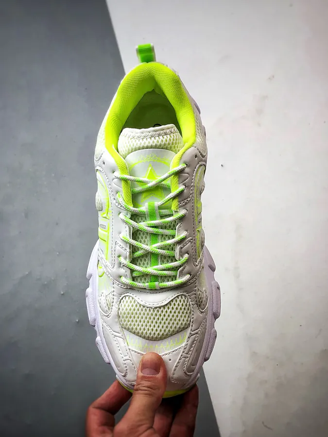 DIO Cono Series White Green Sneaker