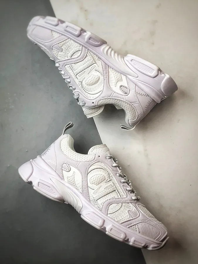 DIO Cono Series White Sneaker