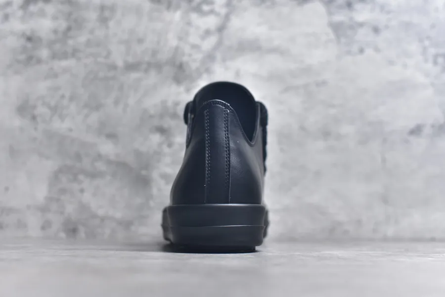 RO Drksh Low Top Leather Sneaker Black