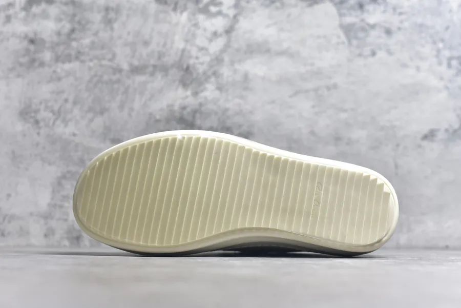 RO Drksh Low Top Leather Sneaker in Beige