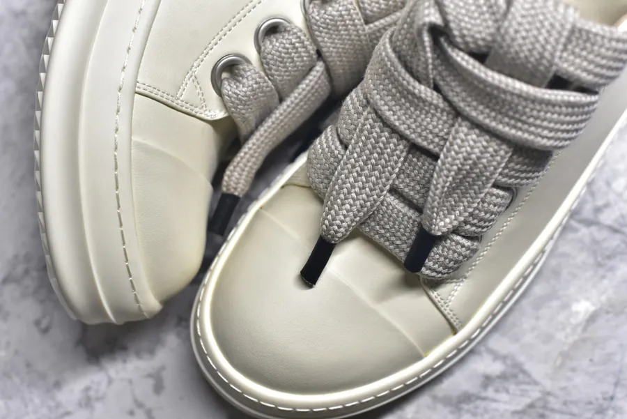 RO Drksh Low Top Leather Sneaker in Beige