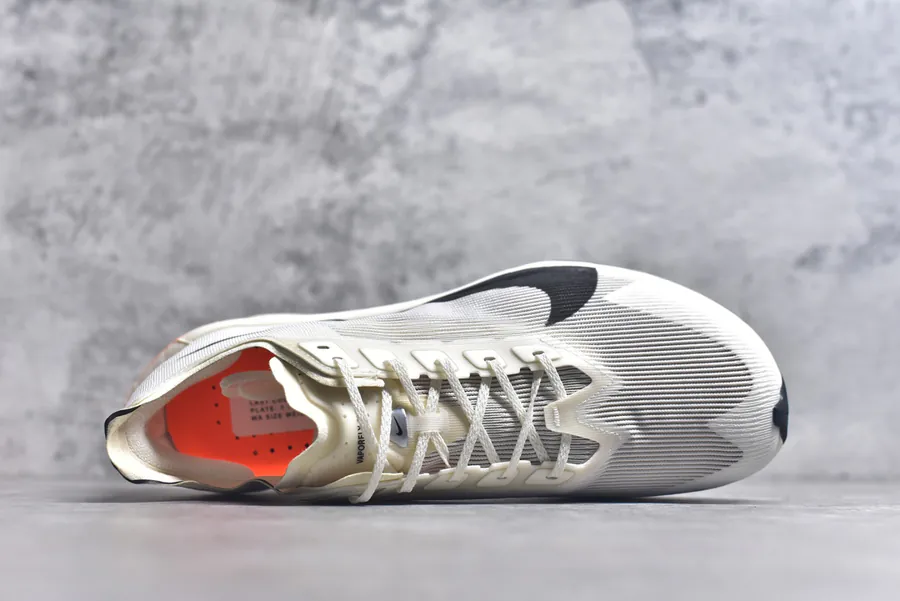 Nike Vaporfly 4 Proto Lightweight Running Shoes with Advanced Technology