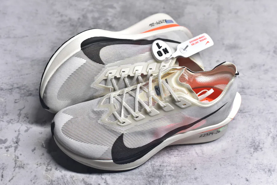 Nike Vaporfly 4 Proto Lightweight Running Shoes with Advanced Technology