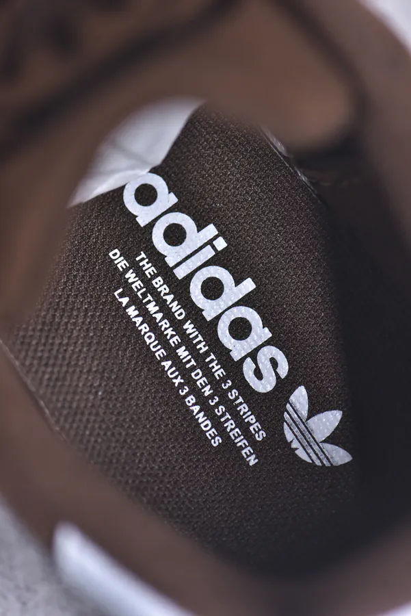 AD Originals Campus 00s Classic Retro Loafers with Vintage Style