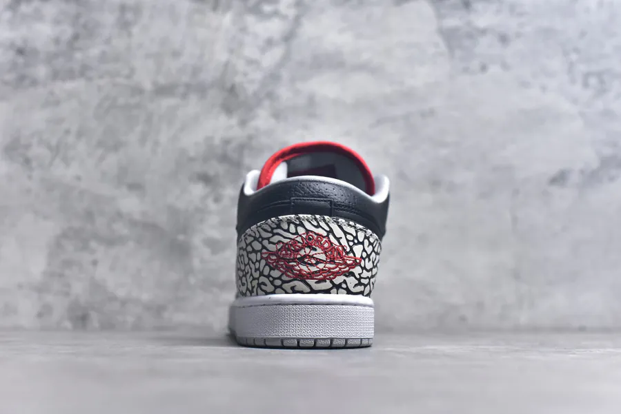 Air Jordan 1 Low in Black Cement