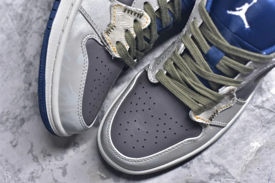 Air Jordan 1 Low Panda Prank Trailblazer