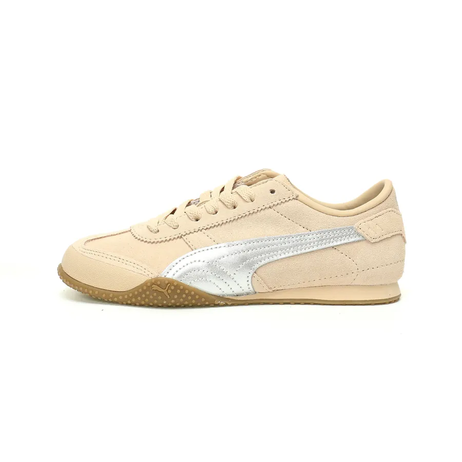 Bella UT Low Retro Style Sneaker with Grained Leather and Soft Foam Comfort