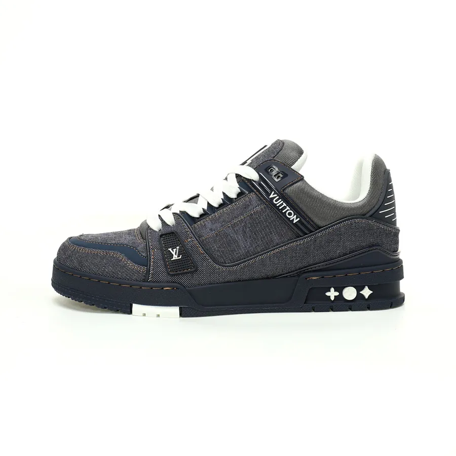 Louis Vuitton Trainer Sneaker Low in Denim Monogram