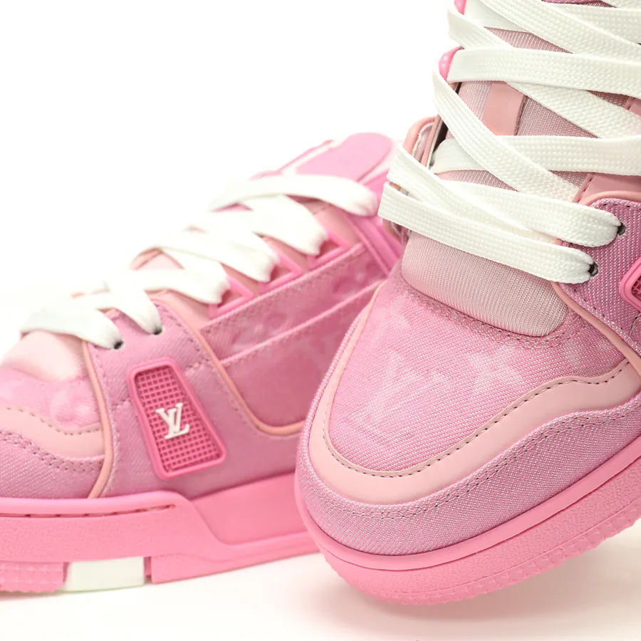 Louis Vuitton Trainer Sneaker Low Monogram Denim