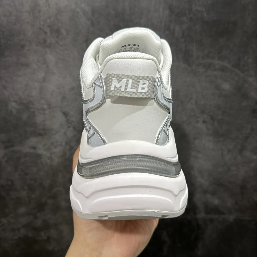 MLB Exclusive Original NY Logo Dad Sneakers
