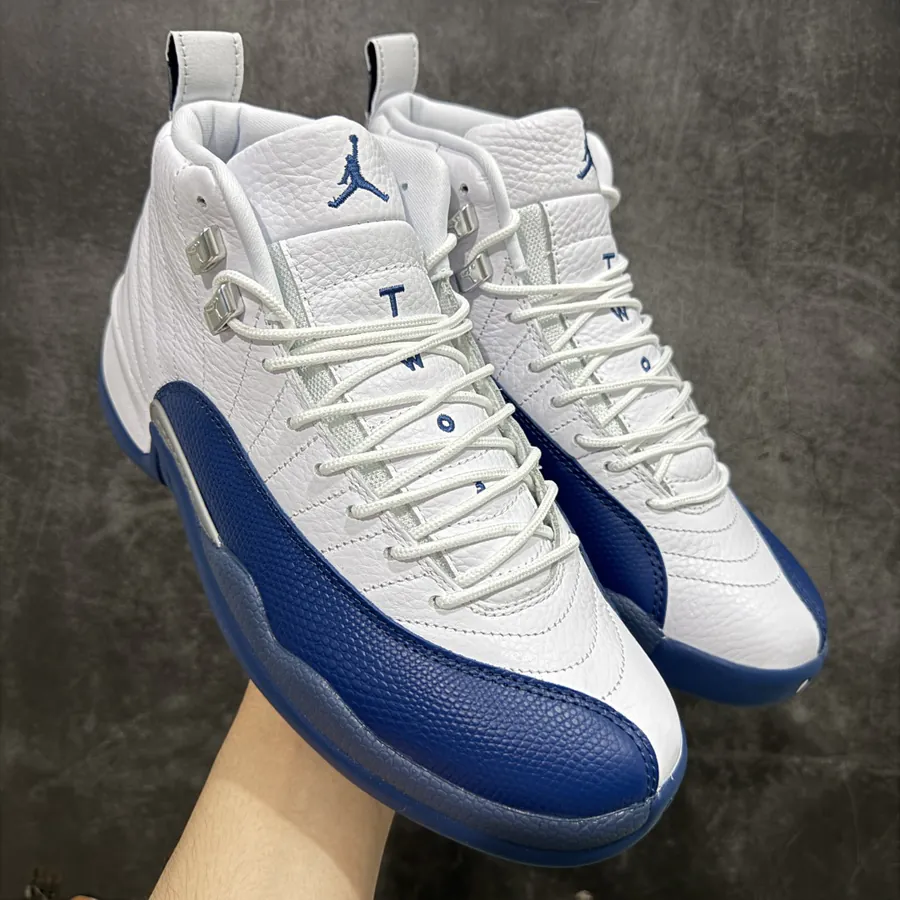 Air Jordan AJ12 Retro Classic Mid Calf Basketball Shoe