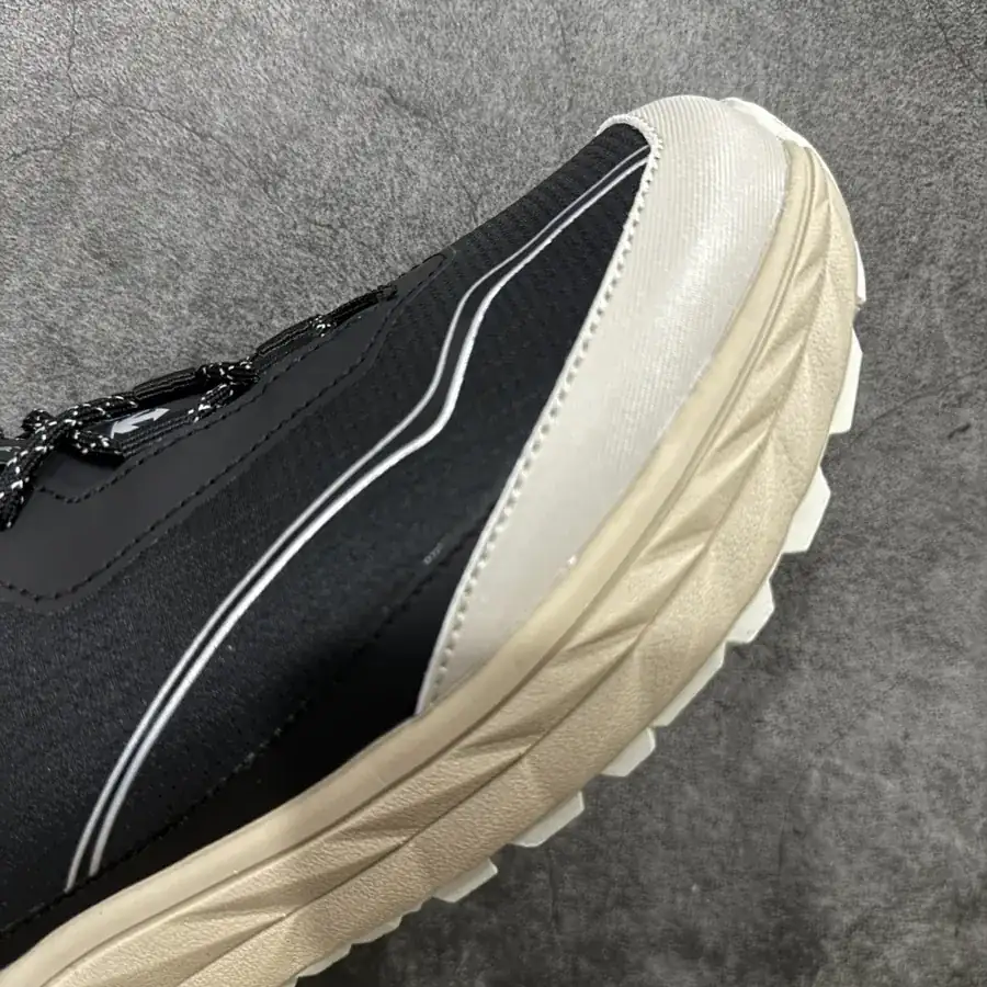 DESCENTE Comfort Soft Sliding耐磨 Low Top Lifestyle Sneakers