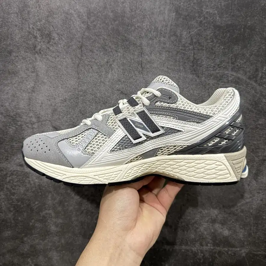 New Balance M1906R 1906NA Vintage Style Running Sneakers