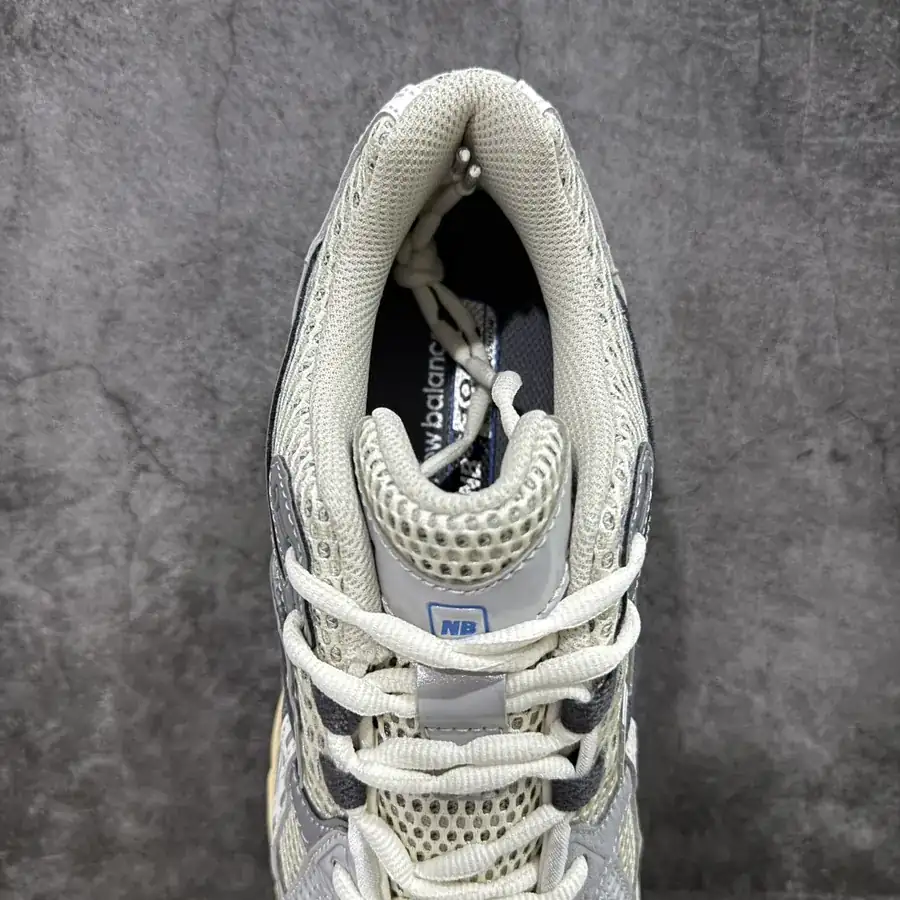 New Balance M1906R 1906NA Vintage Style Running Sneakers