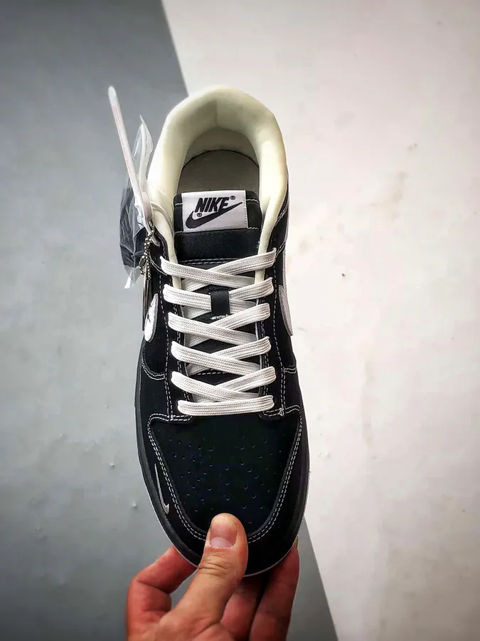 NK Dunk Low Retro DIY High End Custom