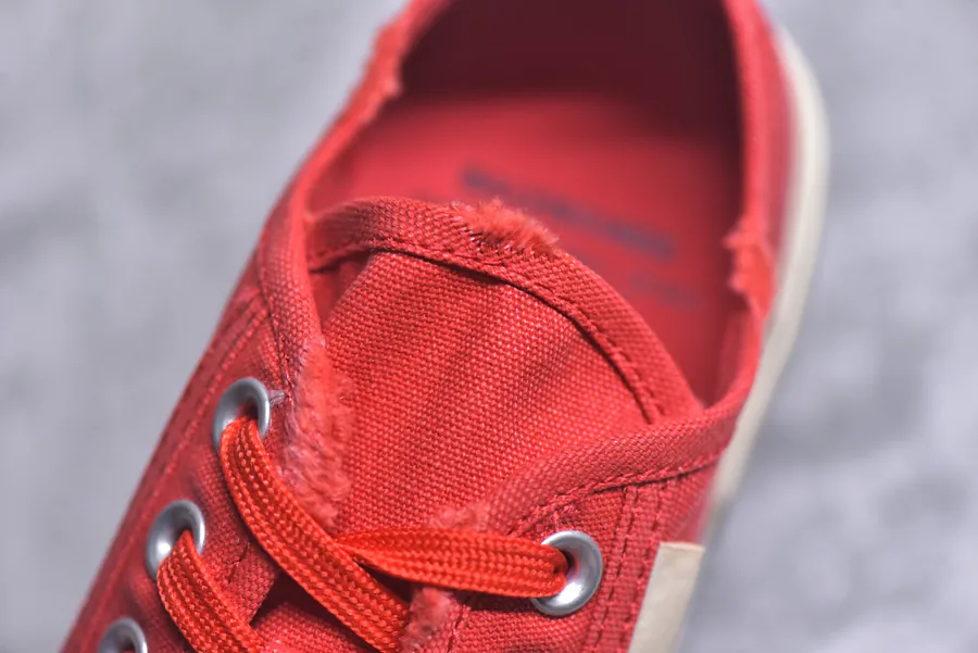 BALENCIAGA Paris Worn Effect Sneaker