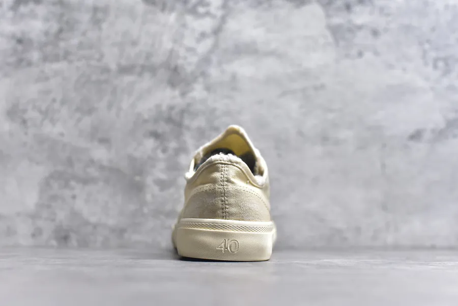 BALENCIAGA Exclusive Original Canvas Low Top Sneaker