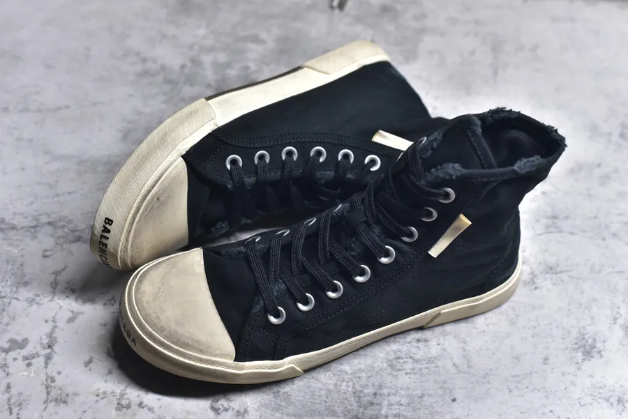 BALENCIAGA Paris Worn Effect Canvas Low Top Sneaker