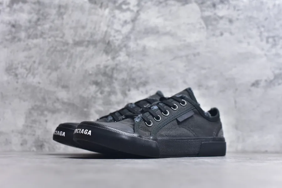 BALENCIAGA Black Low Top Canvas Sneakers with Brand Logo