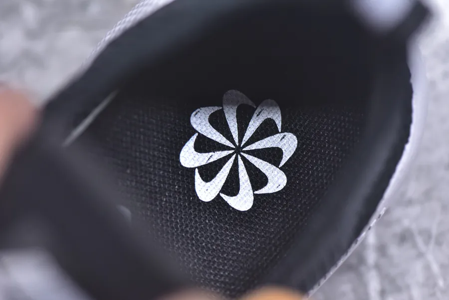 Nike Free 2025 Flyknit Upper Running Shoes