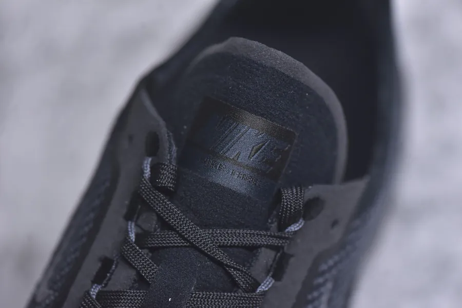 Nike Free 2025 Flyknit Mesh Sneakers