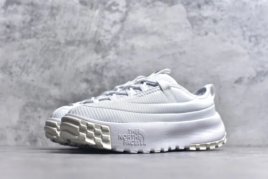 The North Face NEVER STOP Comfortable and Versatile Low Top Casual Shoes