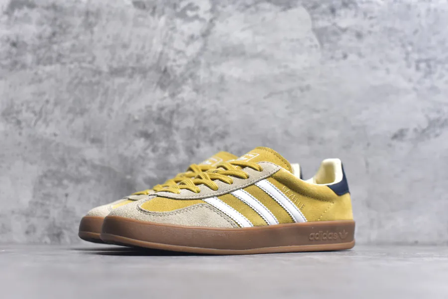 AD Gazelle Indoor Trainers 90s Classic Retro Style