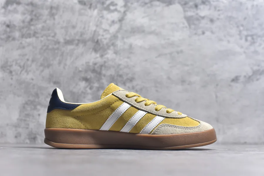 AD Gazelle Indoor Trainers 90s Classic Retro Style