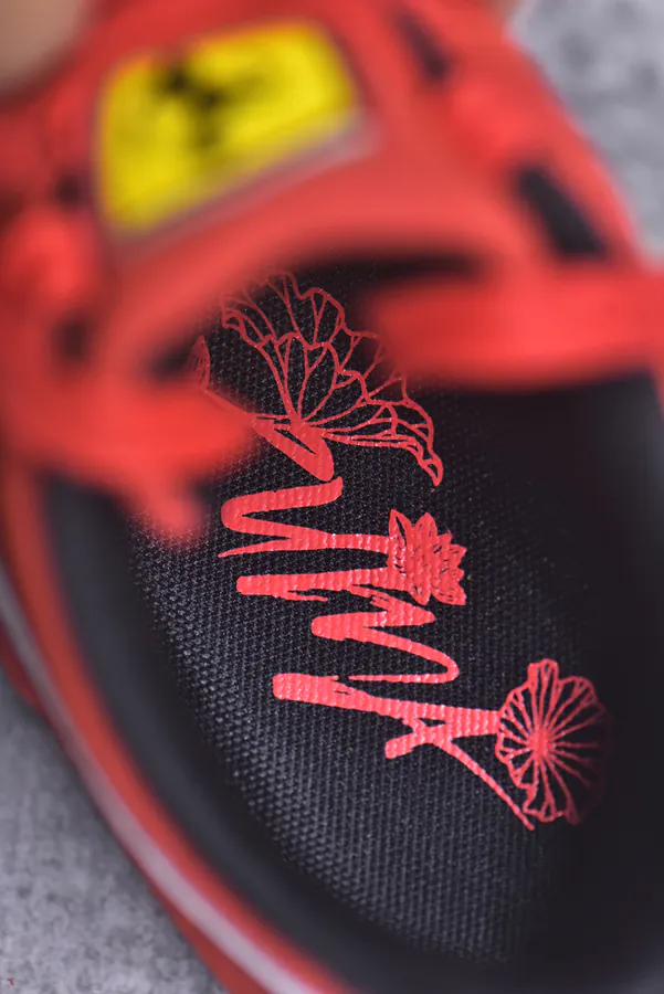 Ferrari x Speed OG Low Sneaker